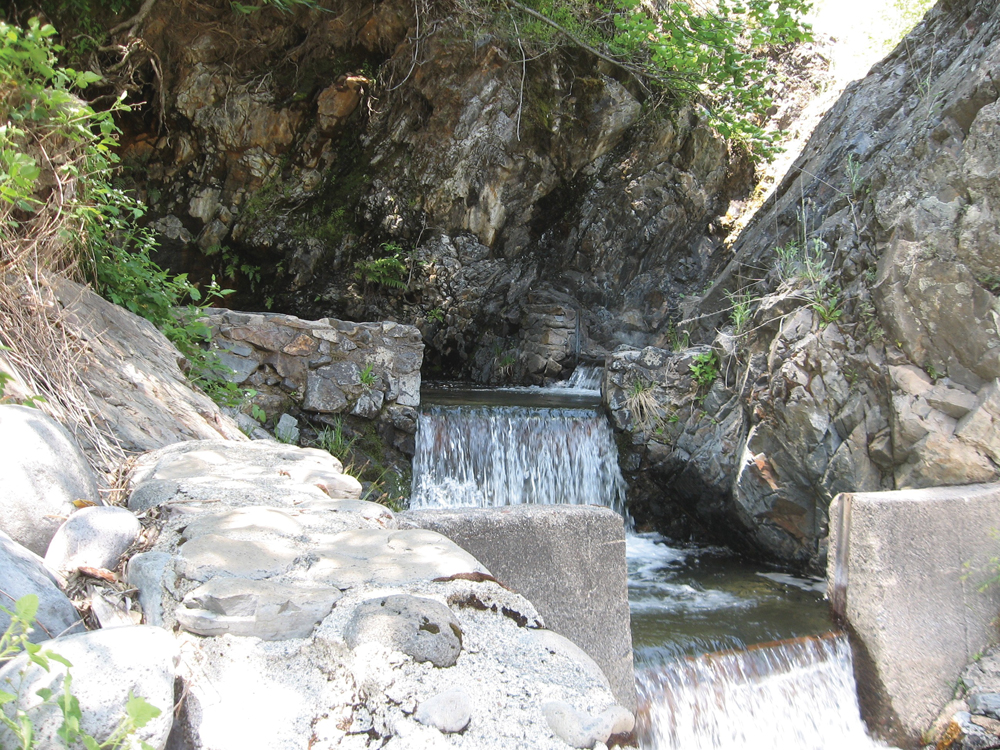 Fish ladder on Lower Deer Creek Falls