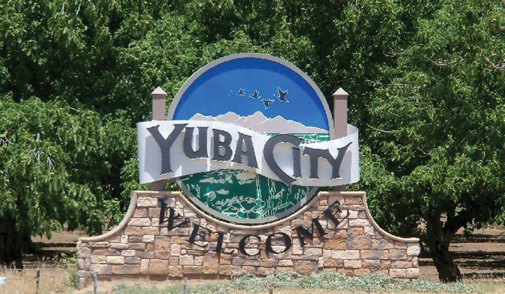 Yuba City sign on California State Route 99